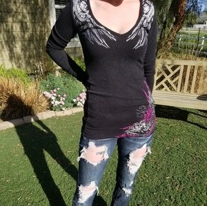 So Cal Long sleeved winged logo Large shirt